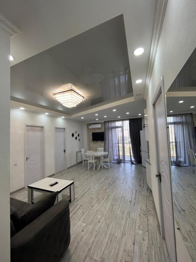 Kobi Apartments Tbilisi Ngoại thất bức ảnh